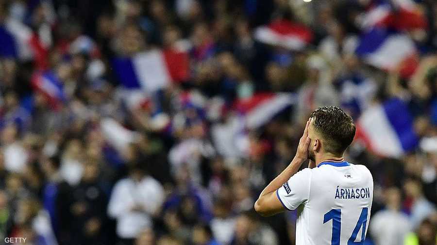 رد فعل مدافع المنتخب كاري أرناسون بعد نهاية اللقاء