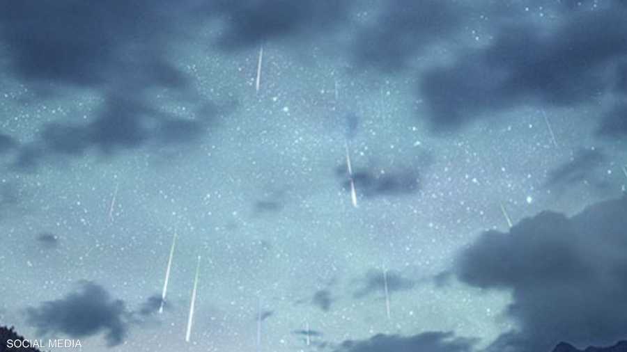 9 أغسطس.. تساقط زخات الشهب في السماء بشكل غير مسبوق