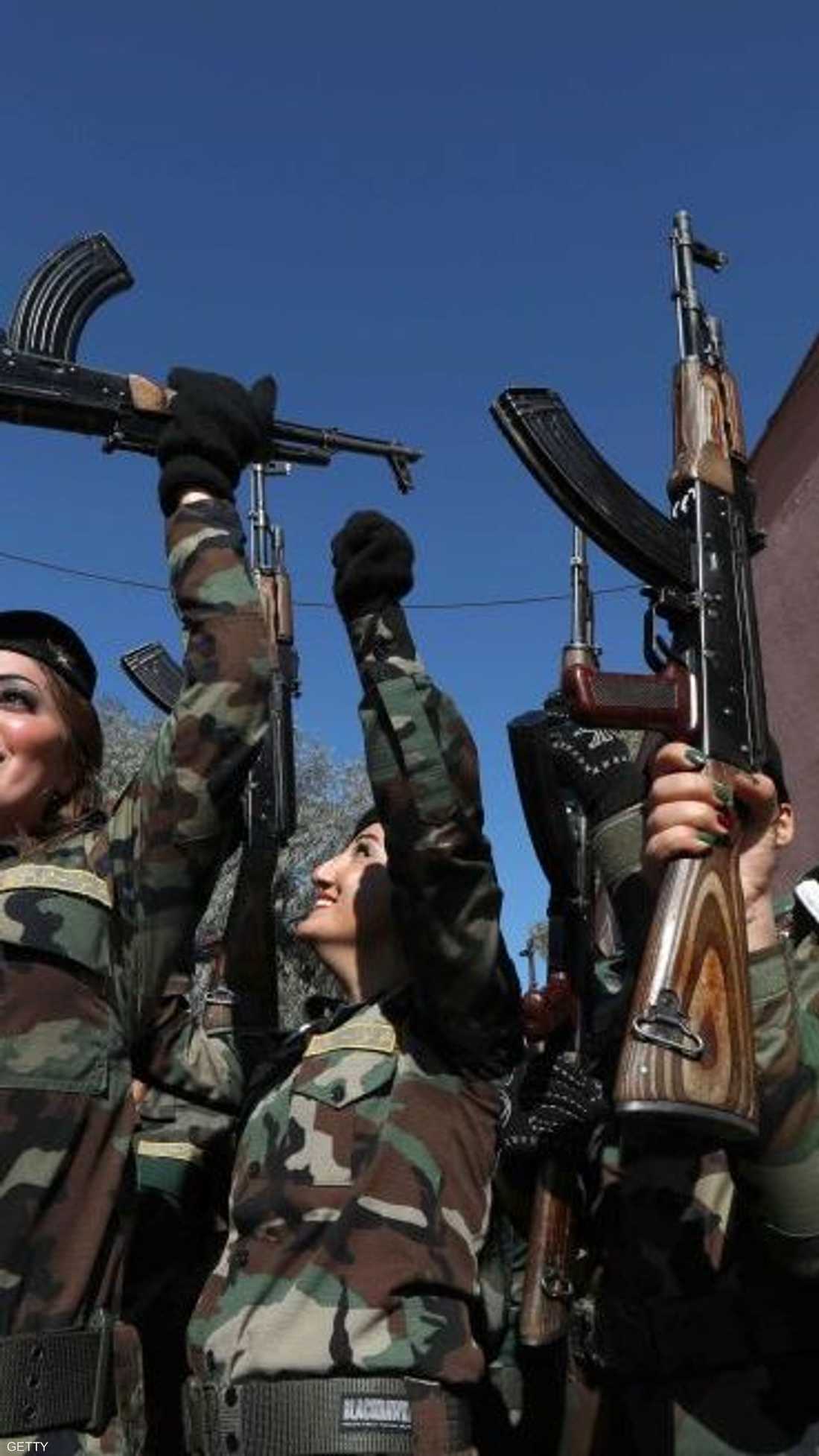 الكرديات لهن مساهمات فاعلة في القتال بسوريا والعراق