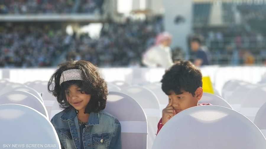 حتى الأطفال الصغار كانوا من بين آلاف المشاركين، الذي حضروا القداس البابوي.