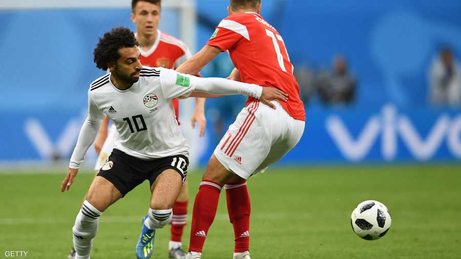 1- المصري محمد صلاح (ليفربول الإنجليزي) (150 مليون يورو)