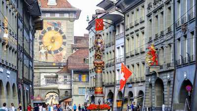 لأول مرة منذ عامين.. الاقتصاد السويسري ينكمش في الربع الثالث