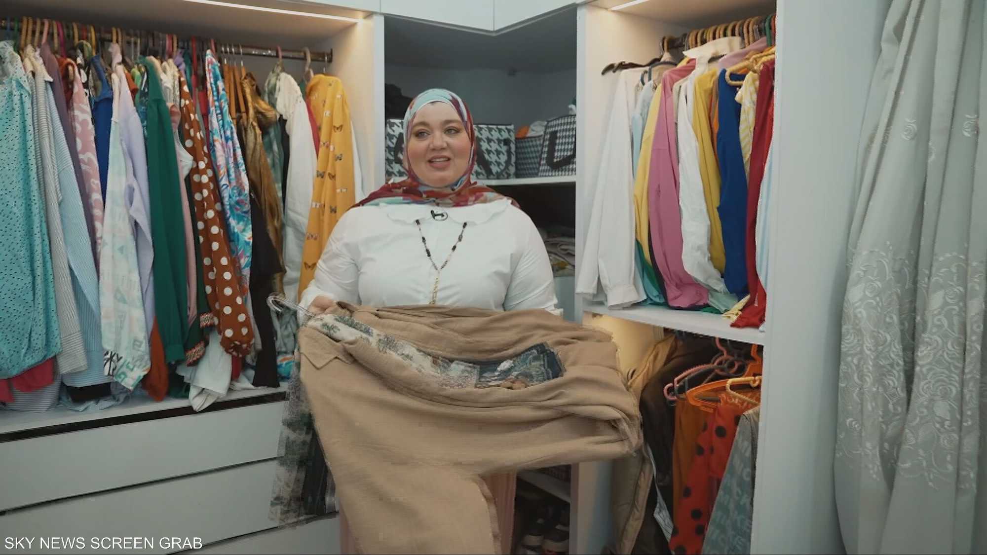 أسماء علام قررت أن تكون موديل لصاحبات الوزن الزائد