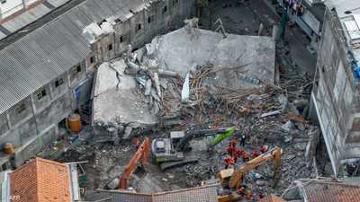 ارتفاع عدد قتلى انهيار مدرسة في إندونيسيا إلى 54