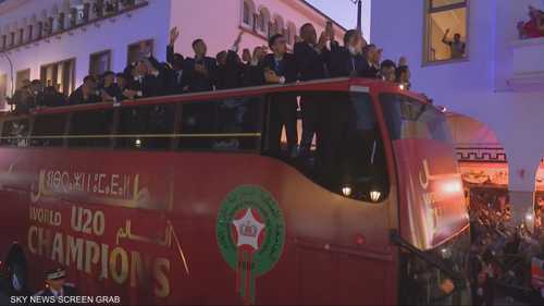 استقبال رسمي وشعبي للمنتخب المغربي بعد فوزه بكأس العالم