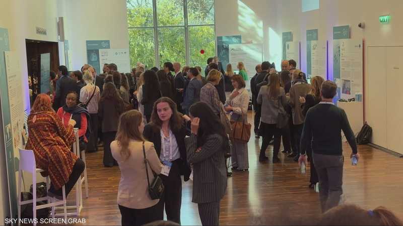 حضور لافت للمرأة في منتدى باريس للسلام