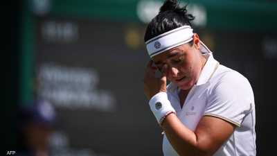 "لم أعد وزيرة السعادة".. أنس جابر تكشف معاناتها من الاكتئاب